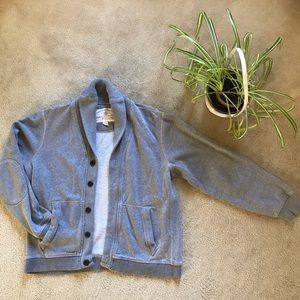 American Eagle Vintage Cardigan (Classic Fit)